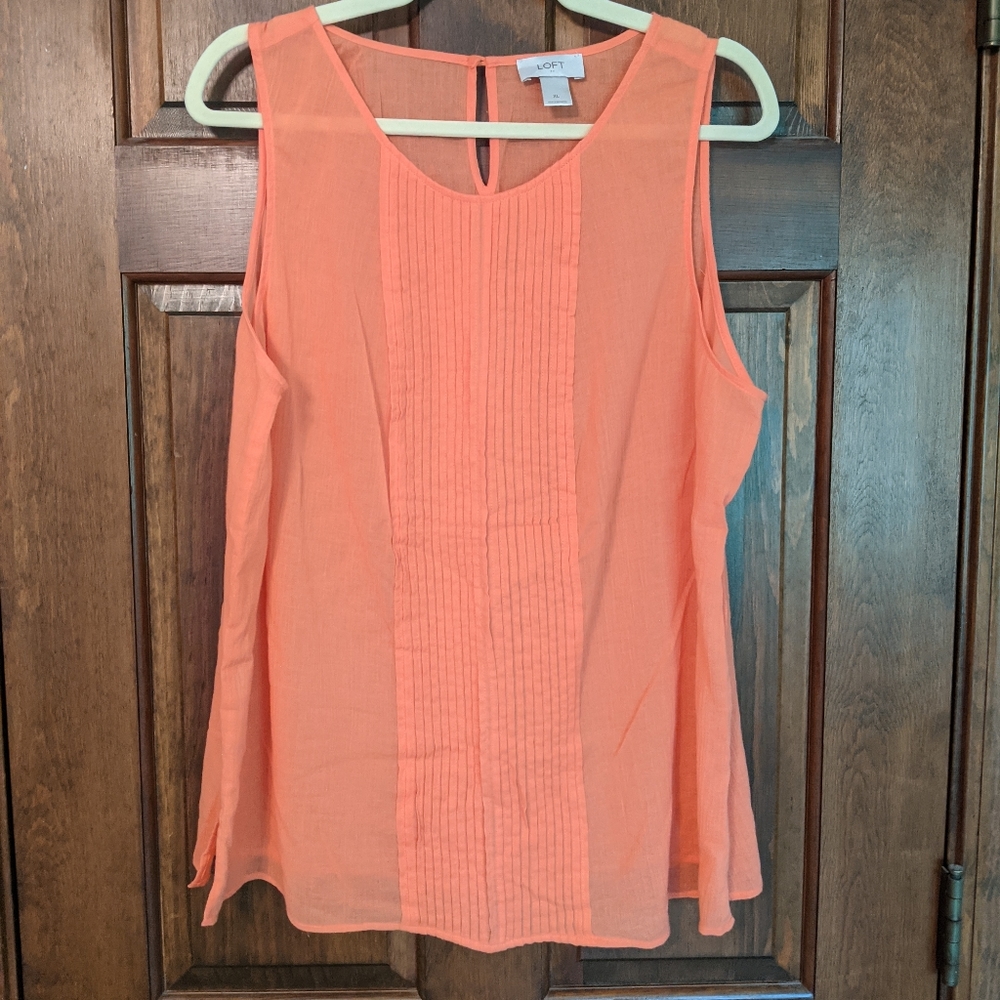 Loft sheer pleated shell